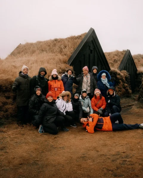 ISLANDIA-(76)-b ISLANDIA-(76)-b